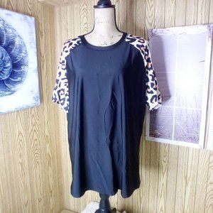 Leopard print short sleeve shirt